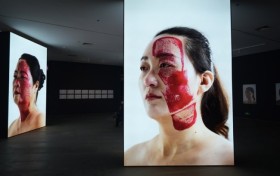 50张带鞋印的脸，《痕迹》杨烨炘艺术展引争议